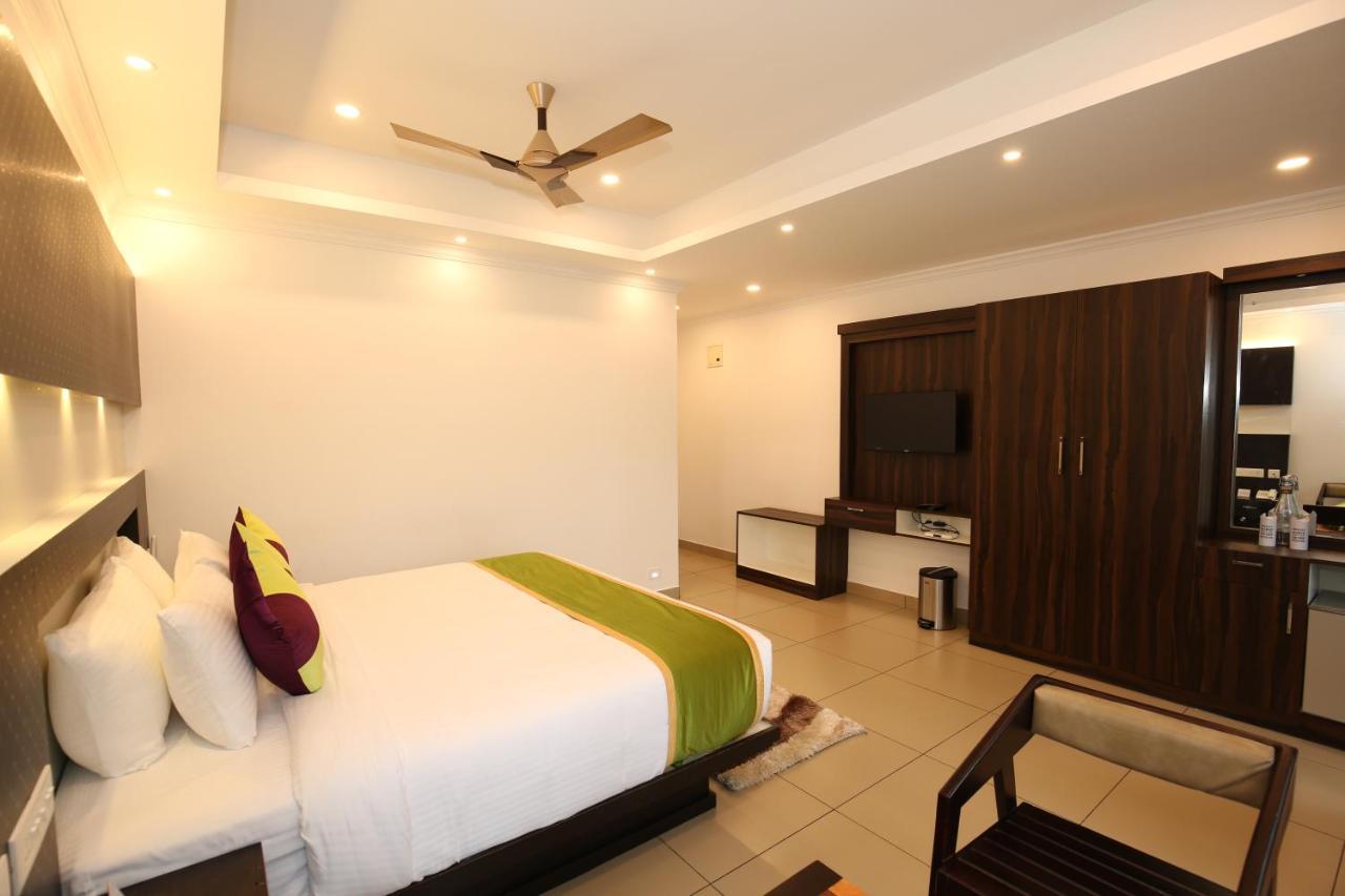 Amuse Vista Resorts And Spa Anachal Экстерьер фото