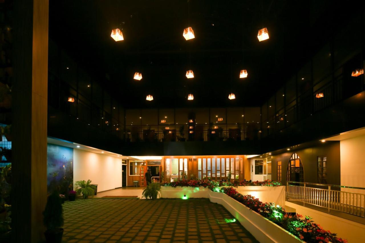 Amuse Vista Resorts And Spa Anachal Экстерьер фото